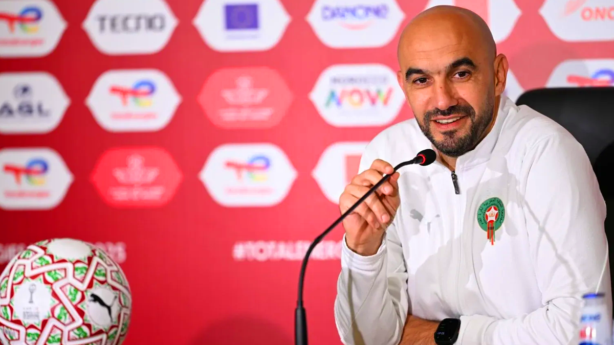 الركراكي: التتويج بـ”كان 2025″ في المغرب سيكون الأصعب.. والجمهور حجر الزاوية