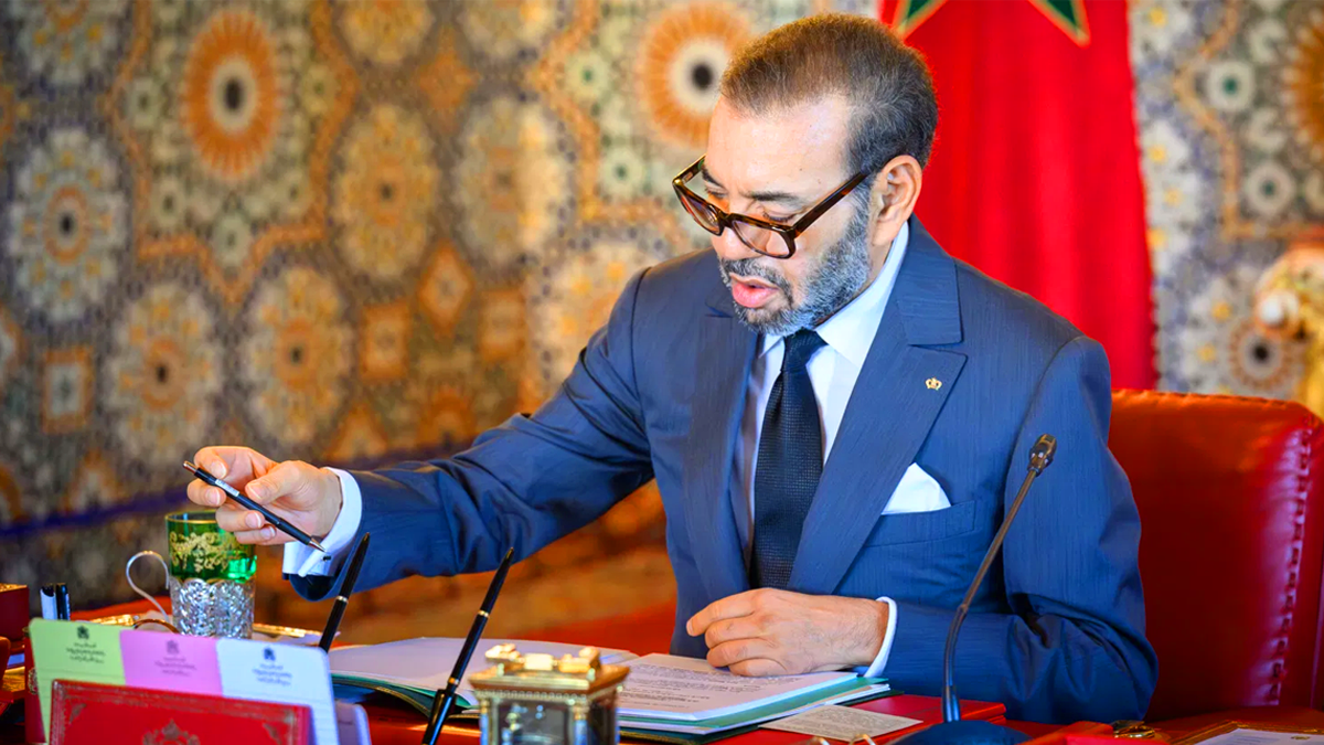 الملك محمد السادس يبعث برقية تهنئة لأسود الأطلس بعد التتويج بلقب كأس العرب 2025